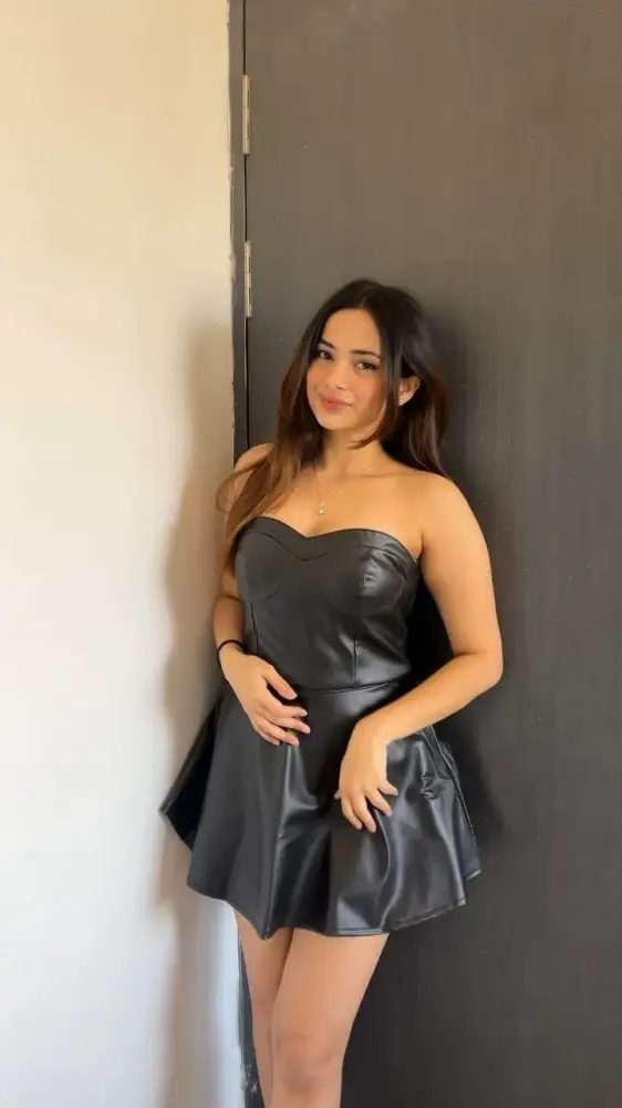 Neha - Mumbai Escort